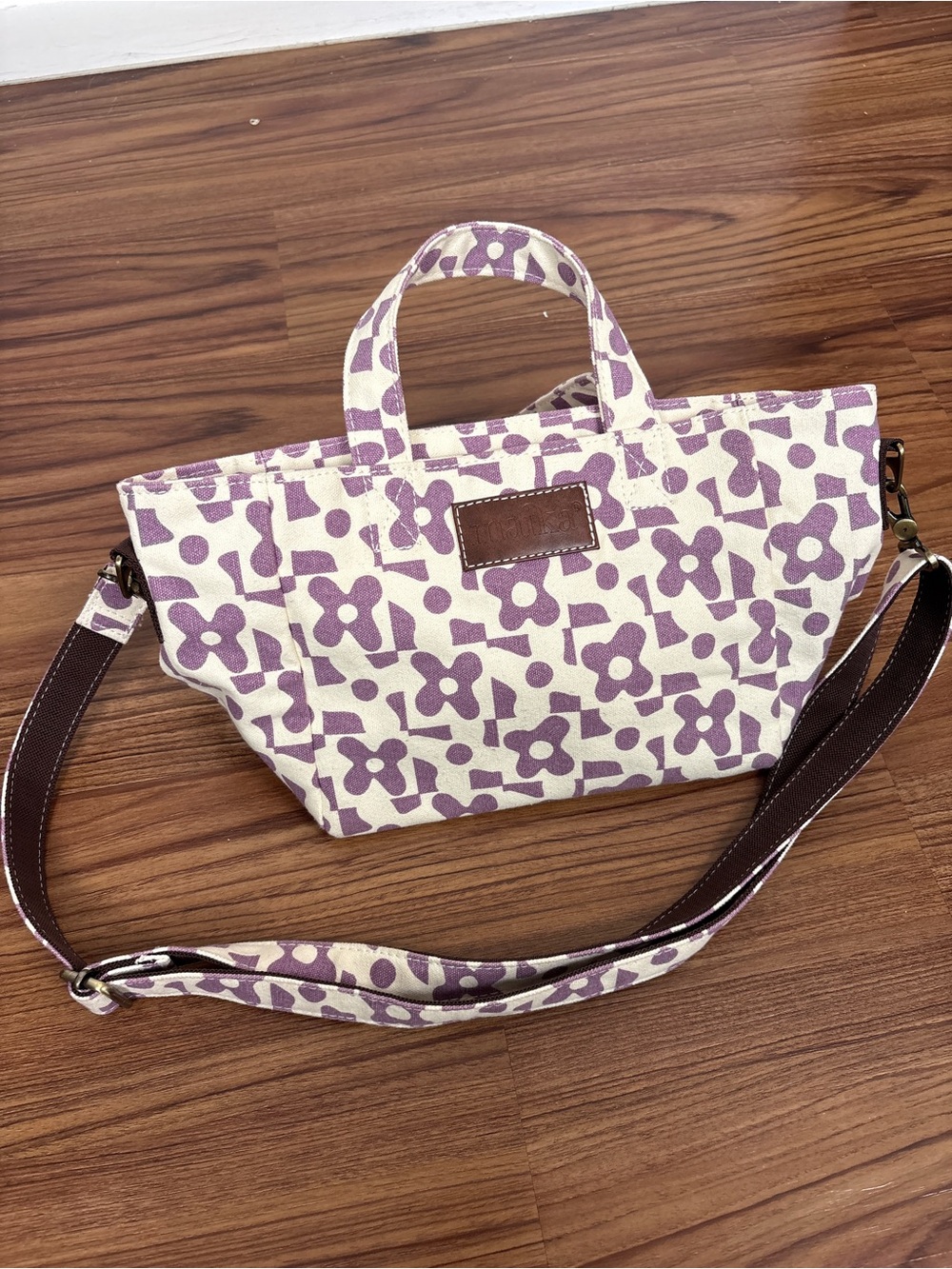 Maika Canvas Tote with Purple and White Flowers